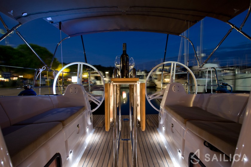 Elan 35 Impression - Yacht Charter Sailica