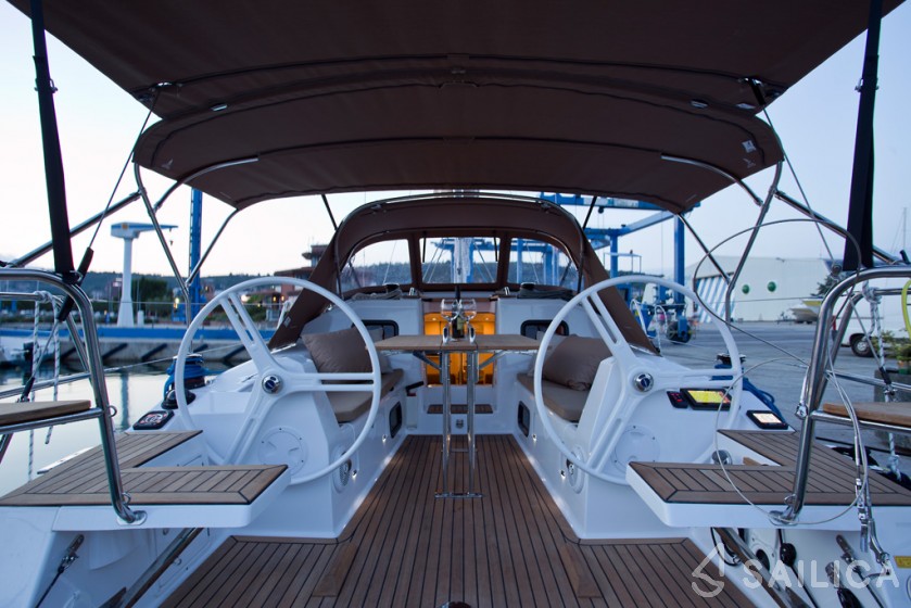 Elan 35 Impression - Yacht Charter Sailica