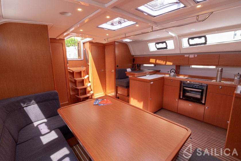 Bavaria Cruiser 51 - Yacht Charter Sailica