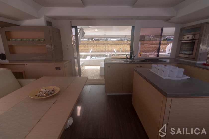 Saba 50 - Yacht Charter Sailica