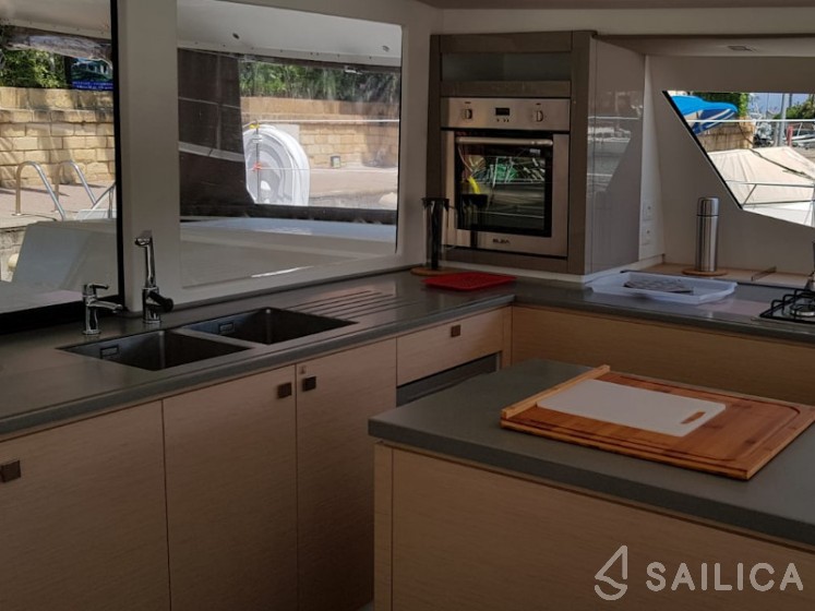 Saba 50 - Yacht Charter Sailica