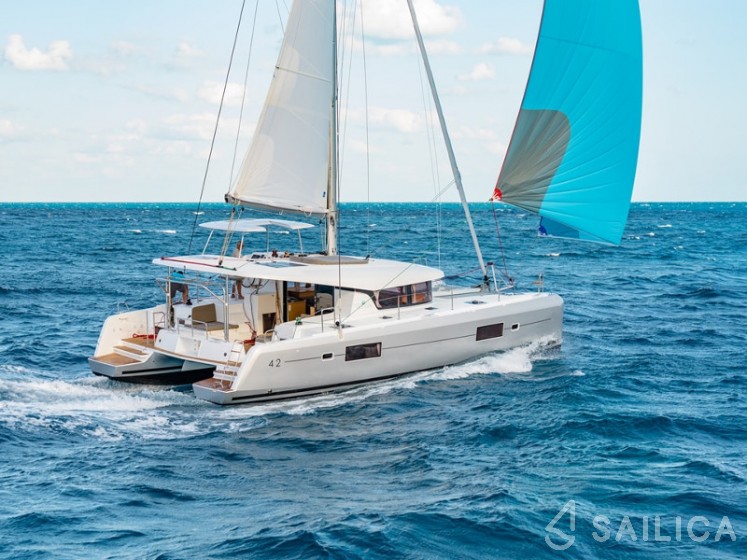 Lagoon 42 - Yacht Charter Sailica