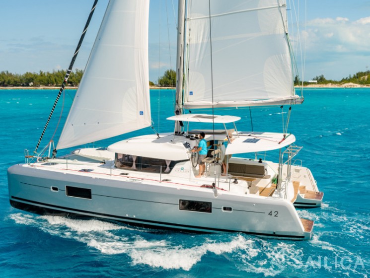 Lagoon 42 - Yacht Charter Sailica