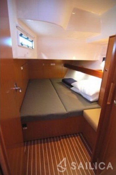 Bavaria 45 Cruiser - Yacht Charter Sailica