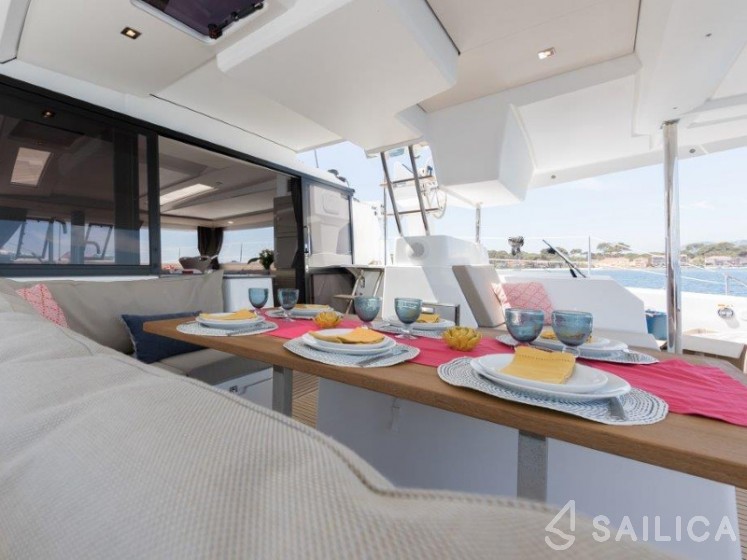 Saona 47 - Yacht Charter Sailica