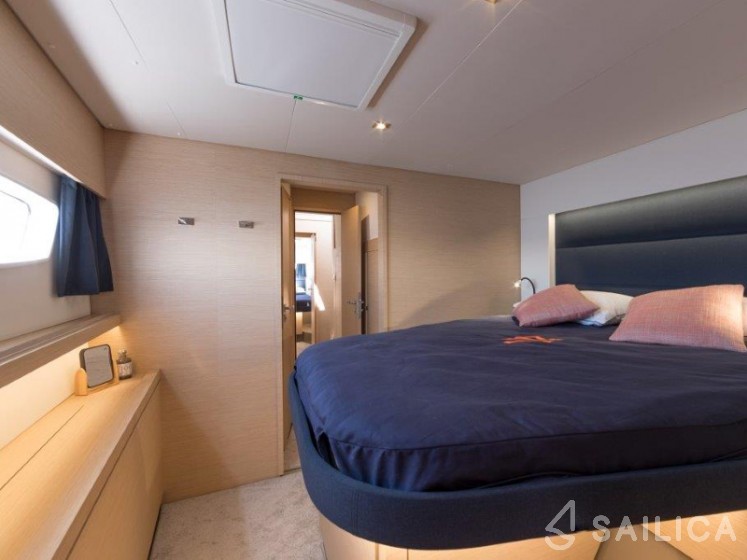 Saona 47 - Yacht Charter Sailica