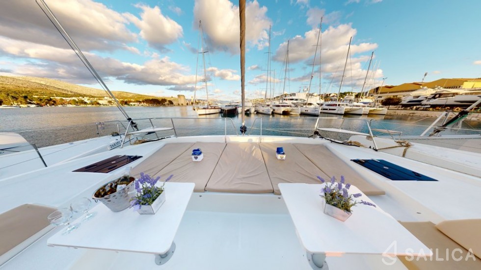 Bali 4.5 - Yacht Charter Sailica