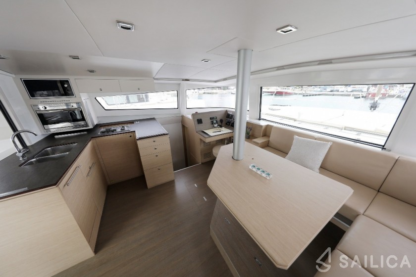 Bali 4.5 - Yacht Charter Sailica