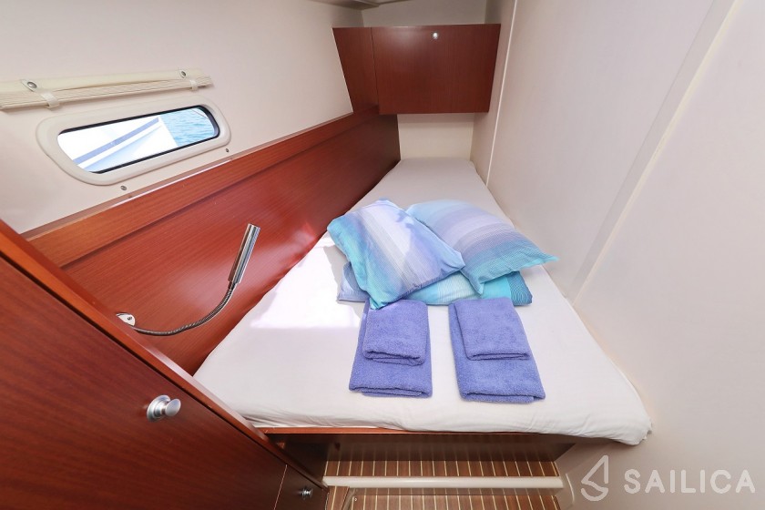 Hanse 455 - Yacht Charter Sailica