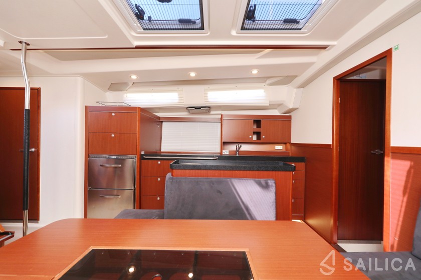 Hanse 505 - 5 + 1 cab. - Yacht Charter Sailica