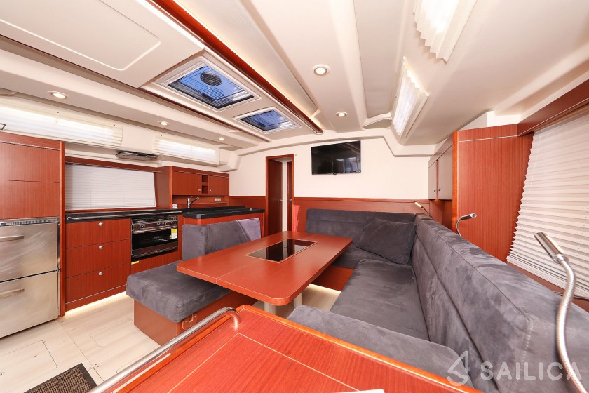 Hanse 505 - 5 + 1 cab. - Yacht Charter Sailica