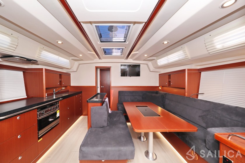 Hanse 505 - 5 + 1 cab. - Yacht Charter Sailica