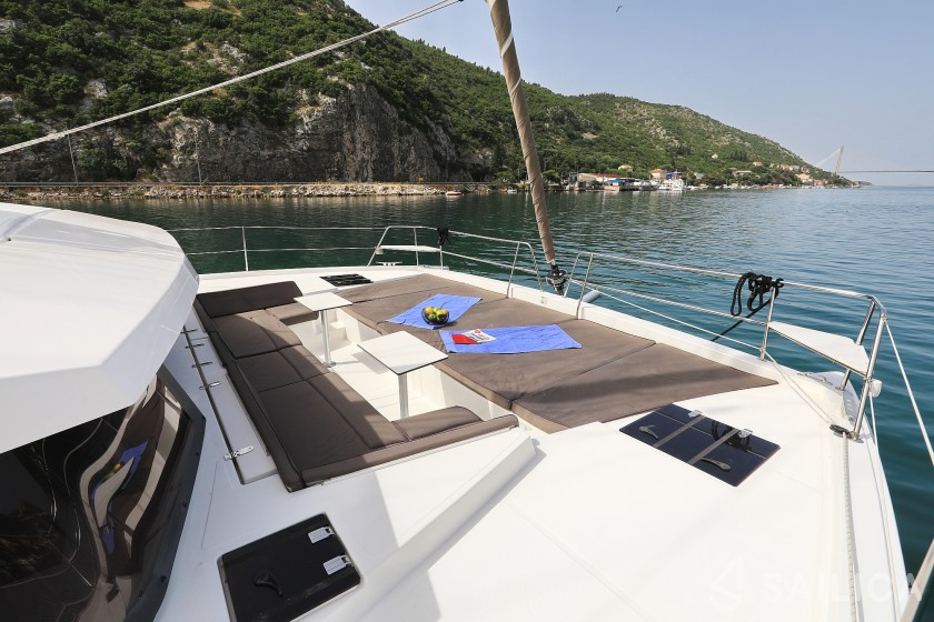 Bali 4.5 - Yacht Charter Sailica