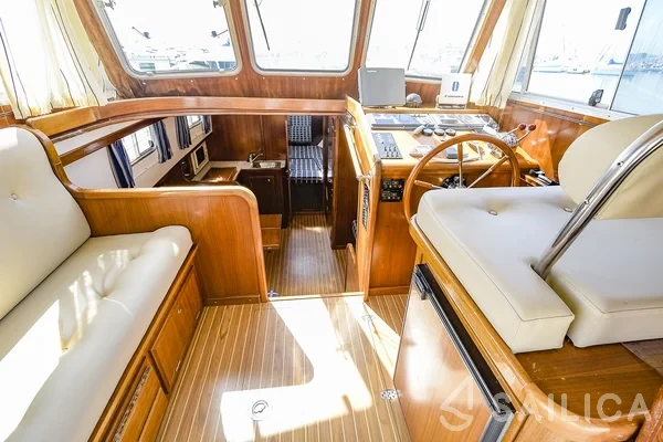 Menorquin 100 - Yacht Charter Sailica