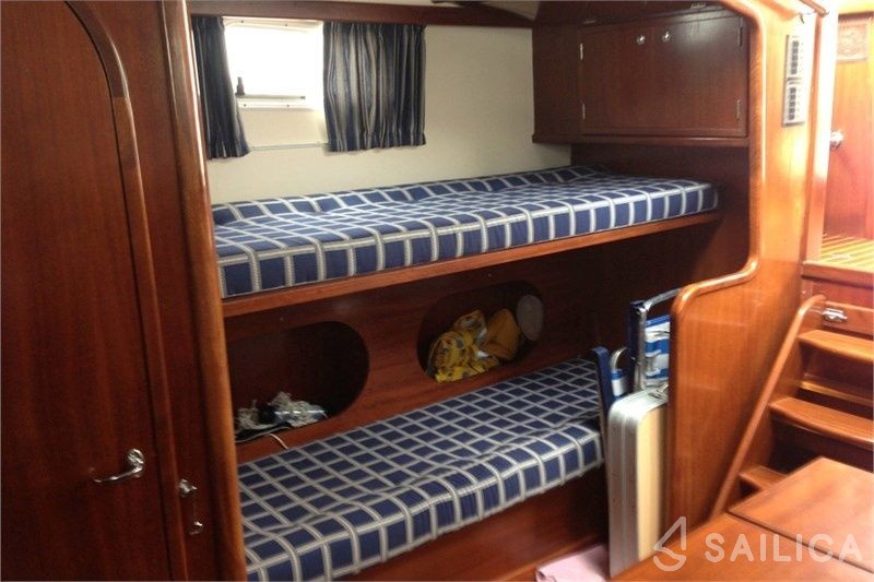 Menorquin 100 - Yacht Charter Sailica
