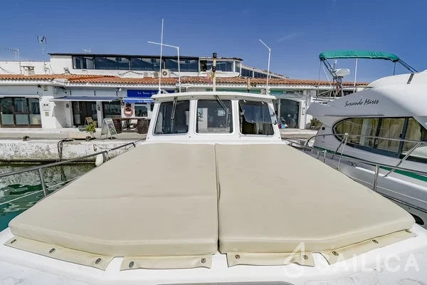 Menorquin 100 - Yacht Charter Sailica