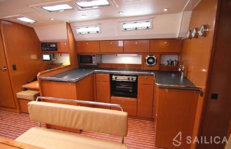 Bavaria 50 Cruiser - Yacht Charter Sailica
