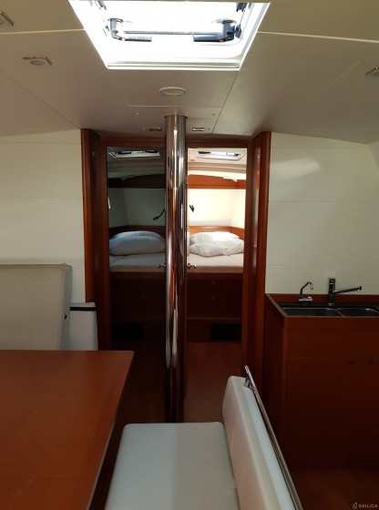 Oceanis 48 - Yacht Charter Sailica