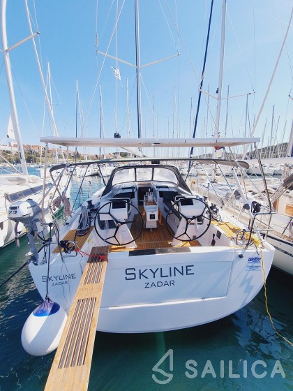 Hanse 505 - Yacht Charter Sailica