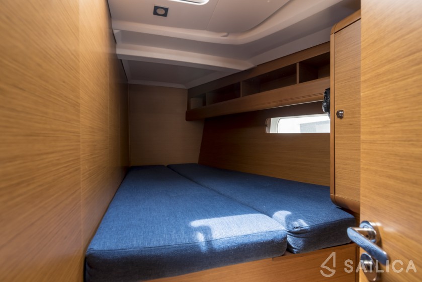 Sun Odyssey 479 - Yacht Charter Sailica
