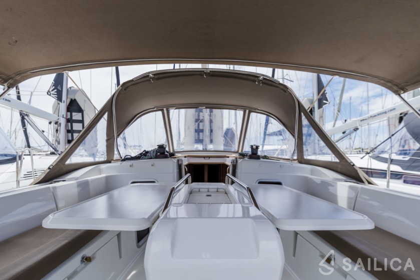 Sun Odyssey 479 - Yacht Charter Sailica
