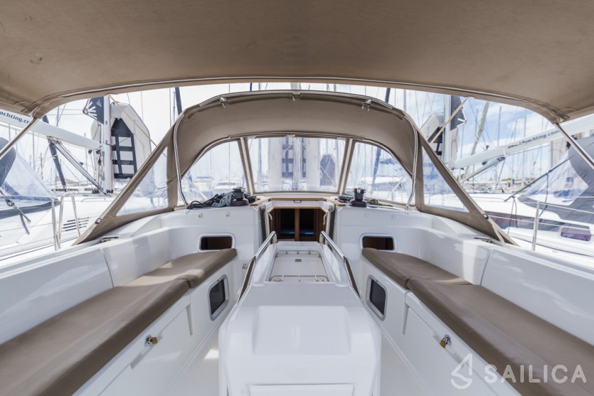 Sun Odyssey 479 - Yacht Charter Sailica