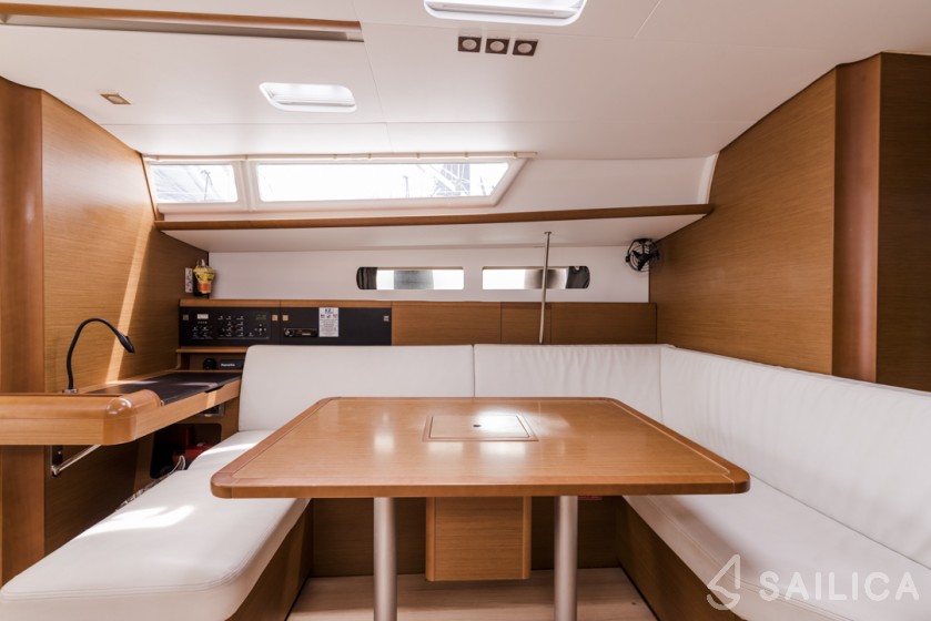 Sun Odyssey 479 - Yacht Charter Sailica