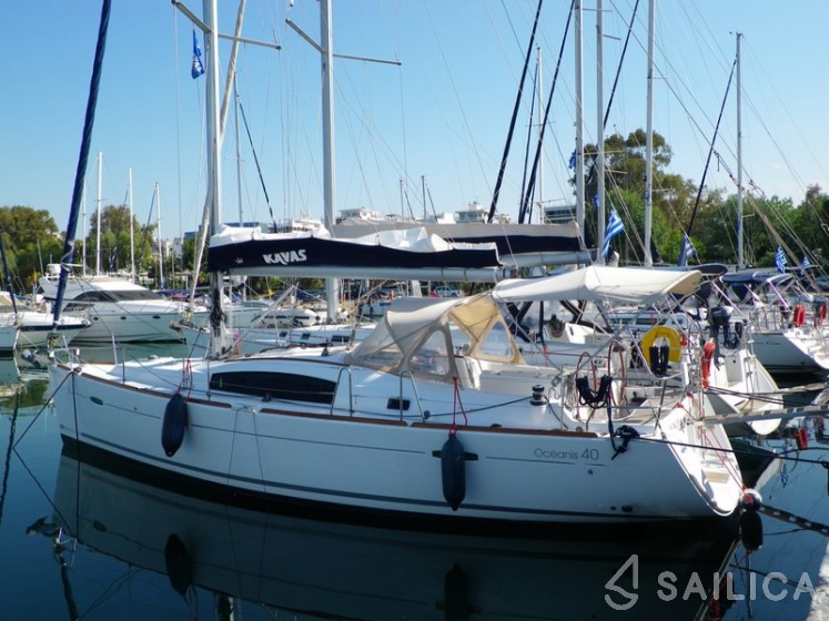Oceanis 40.1 - Yacht Charter Sailica