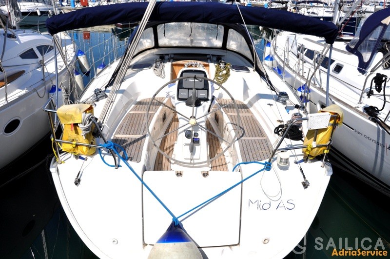 Bavaria 38 Cruiser - Yacht Charter Sailica
