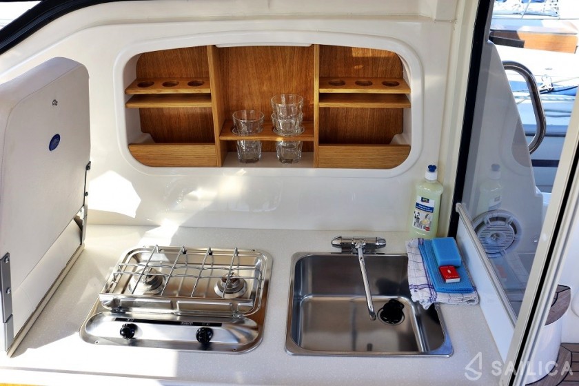 Vektor 950 - Yacht Charter Sailica