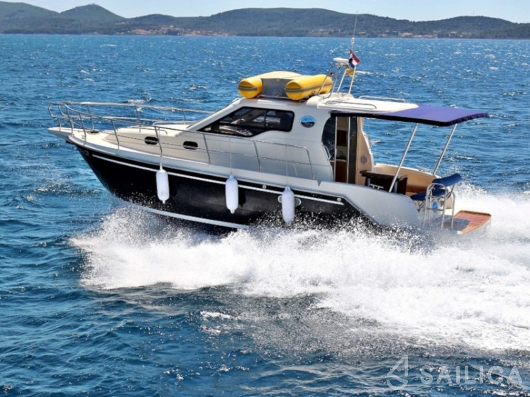 Vektor 950 - Yacht Charter Sailica