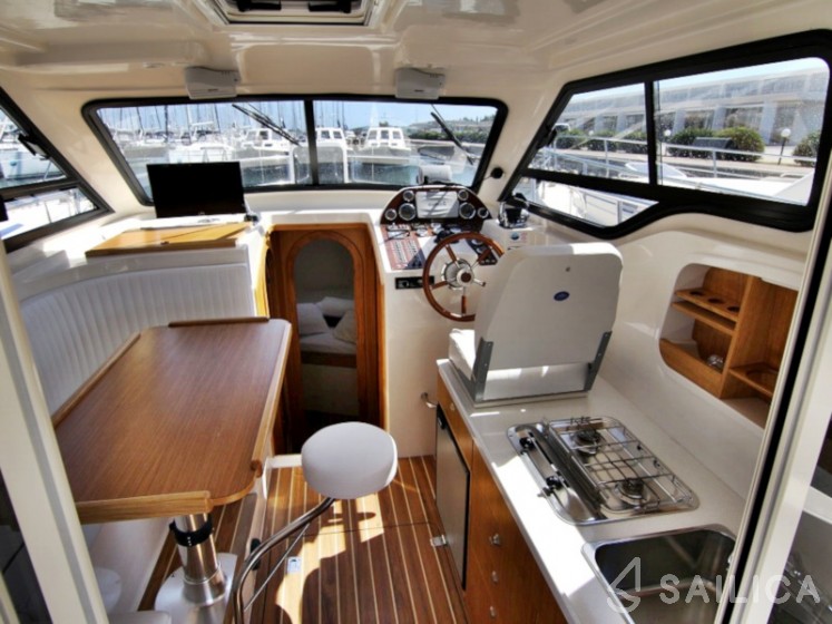 Vektor 950 - Yacht Charter Sailica