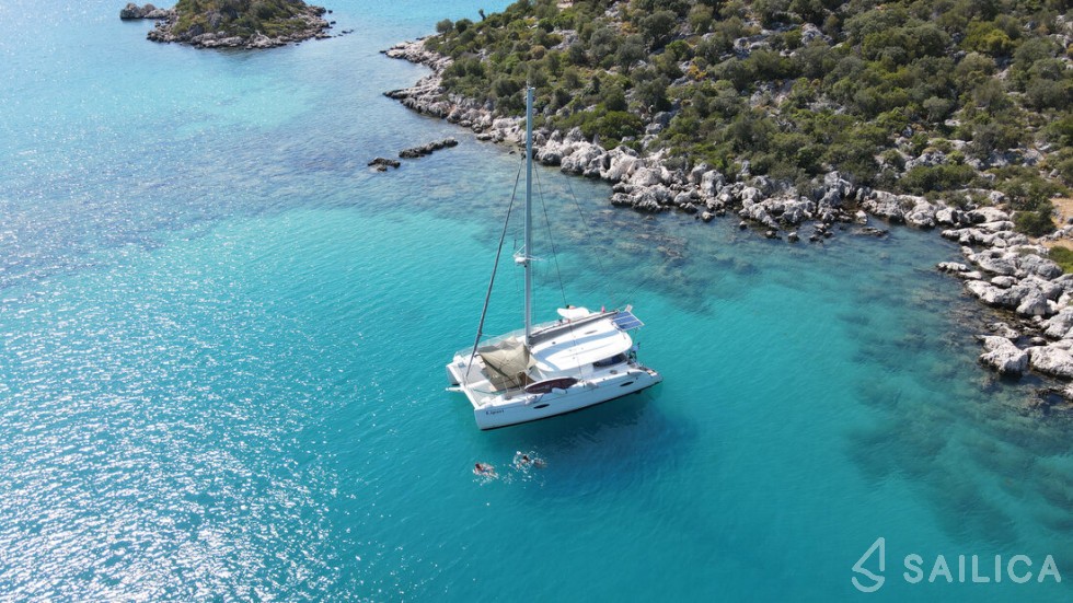 Lipari 41 - Yacht Charter Sailica