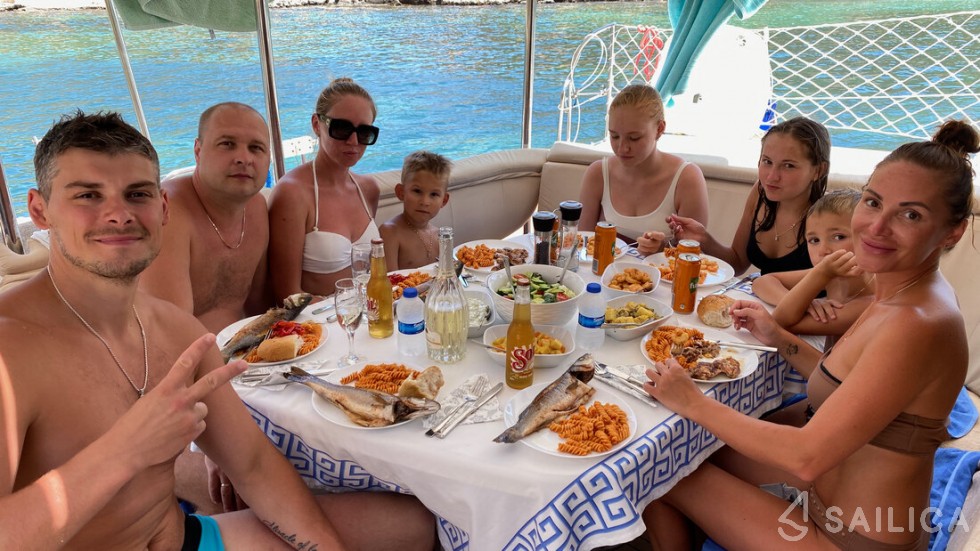 Lipari 41 - Yacht Charter Sailica