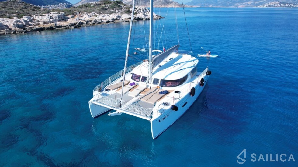 Lipari 41 - Yacht Charter Sailica