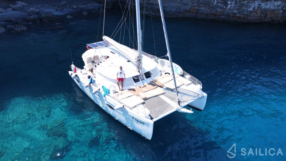 Lipari 41 - Yacht Charter Sailica