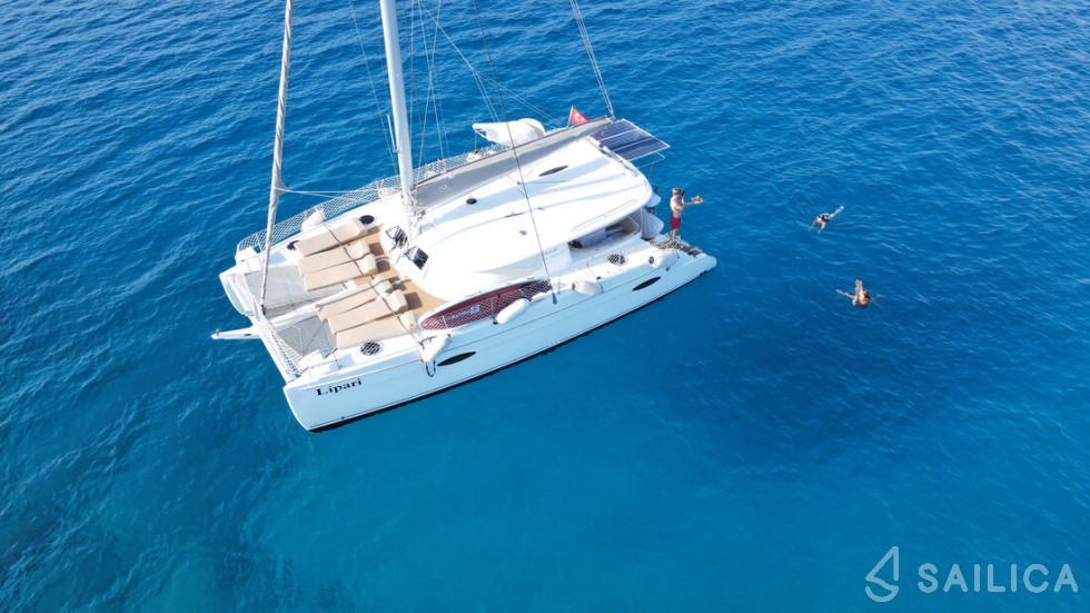 Lipari 41 - Yacht Charter Sailica