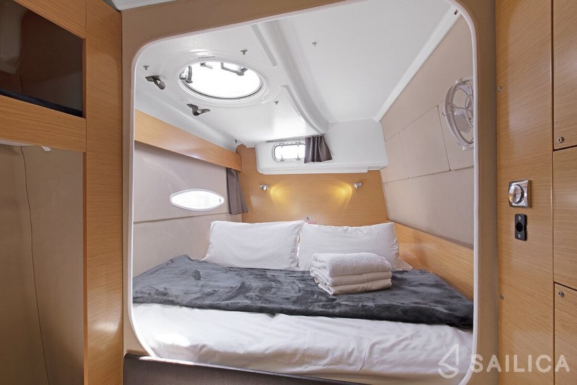 Lipari 41 - Yacht Charter Sailica