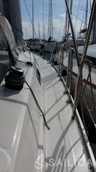 Bavaria 37 Cruiser - Yacht Charter Sailica