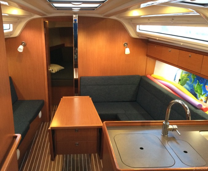 Bavaria 37 Cruiser - Yacht Charter Sailica