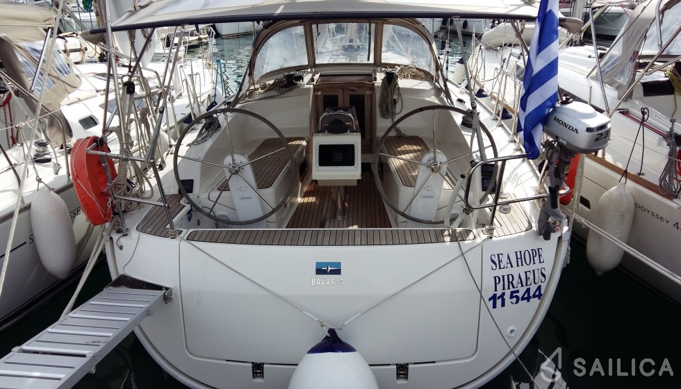 Bavaria 37 Cruiser - Yacht Charter Sailica