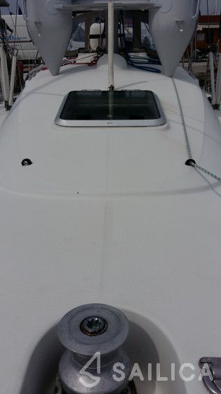 Sun Odyssey 35 - Yacht Charter Sailica
