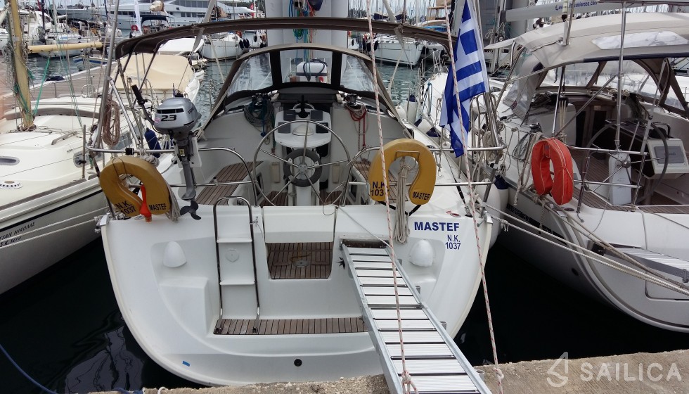 Sun Odyssey 35 - Yacht Charter Sailica