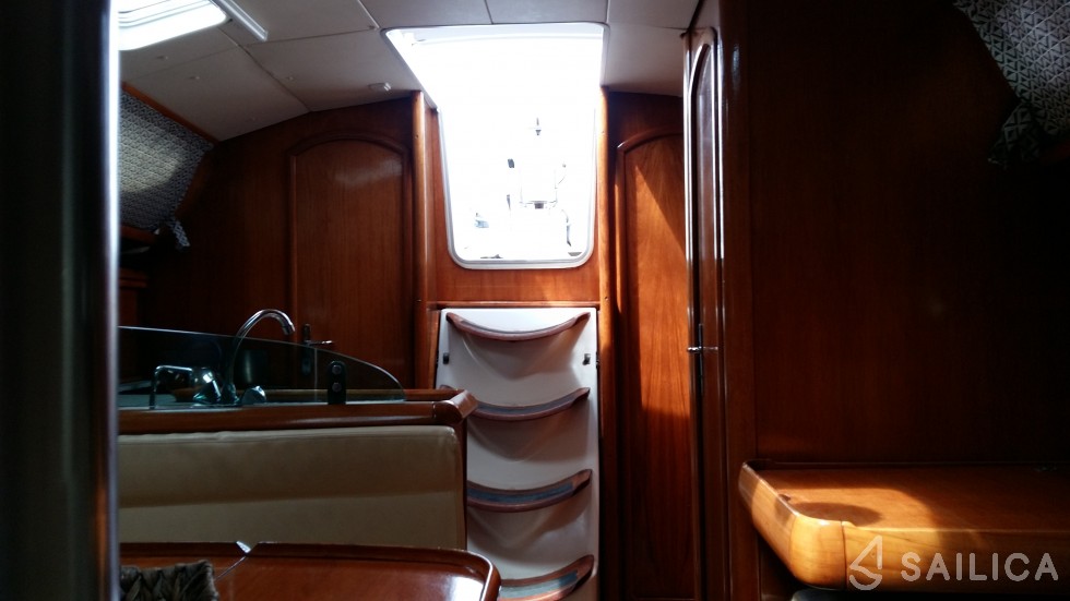 Sun Odyssey 35 - Yacht Charter Sailica
