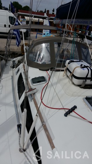 Sun Odyssey 35 - Yacht Charter Sailica