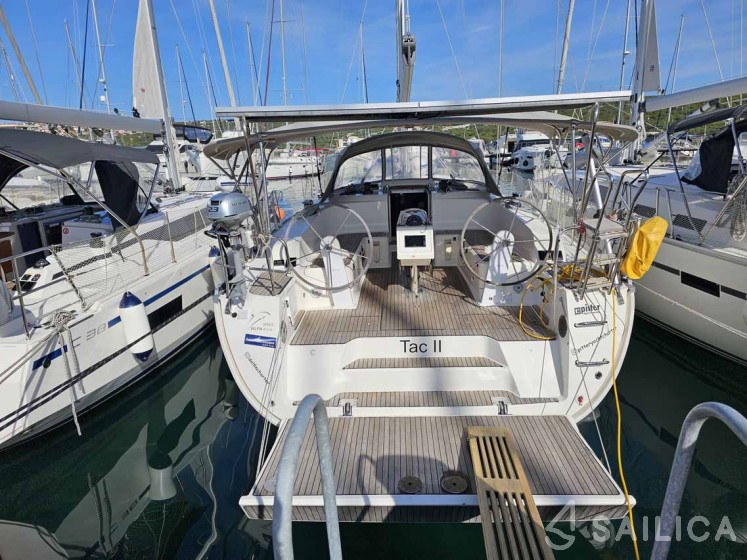 Bavaria 46 Cruiser - Yacht Charter Sailica