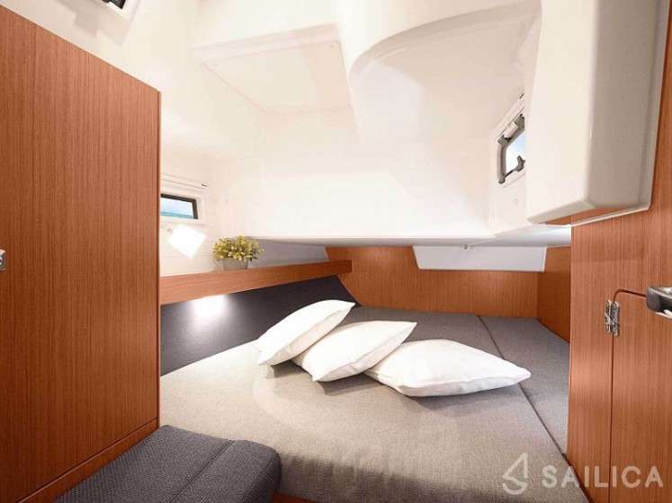 Bavaria 41 Cruiser - Yacht Charter Sailica