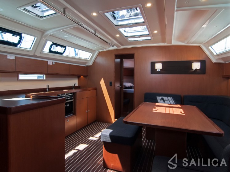 Bavaria 46 Cruiser - Yacht Charter Sailica