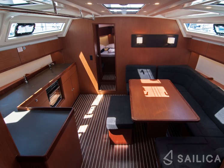 Bavaria 46 Cruiser - Yacht Charter Sailica