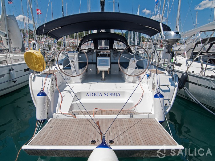 Bavaria 46 Cruiser - Yacht Charter Sailica